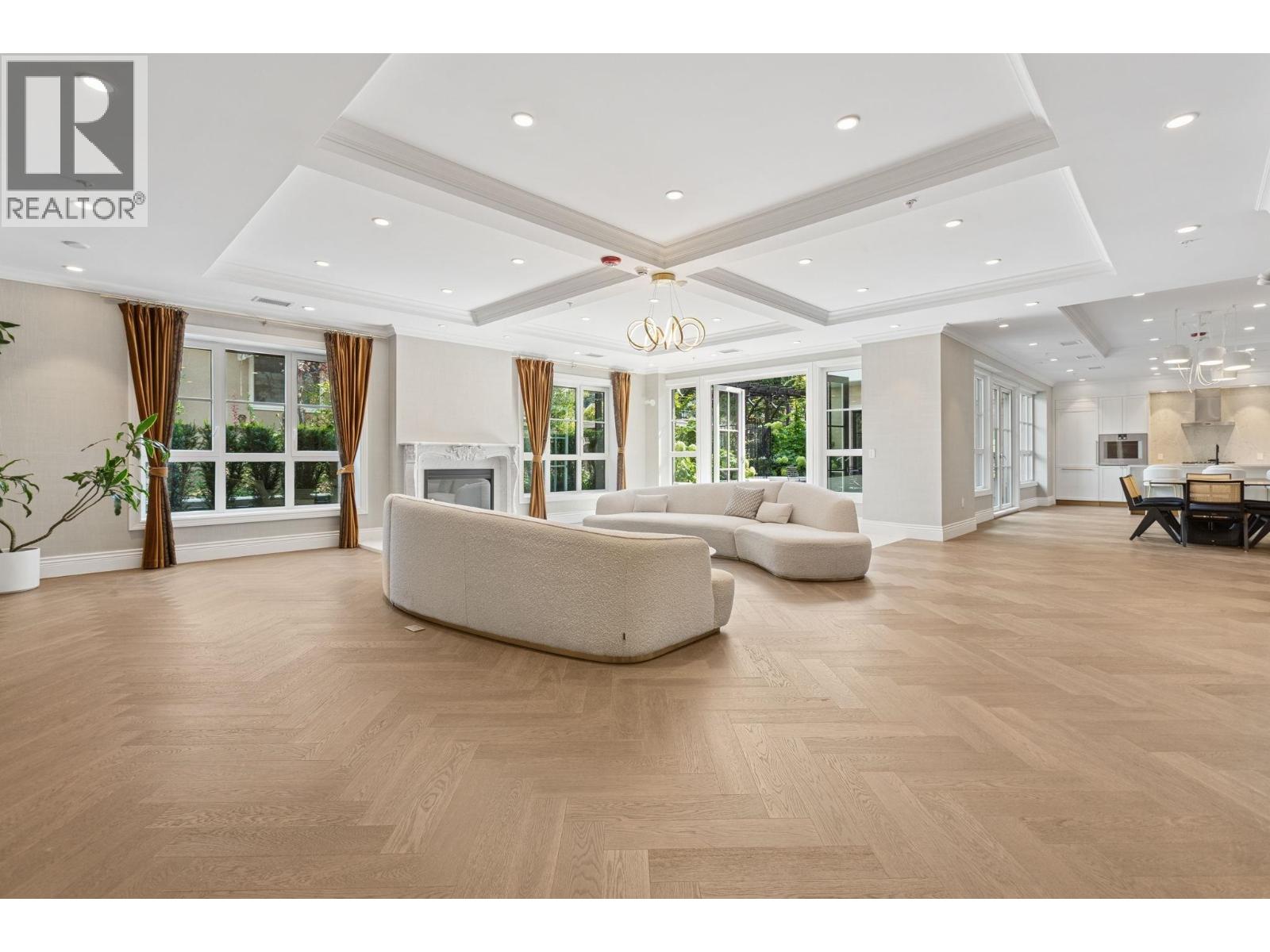 203 2096 W 47TH AVENUE, Vancouver