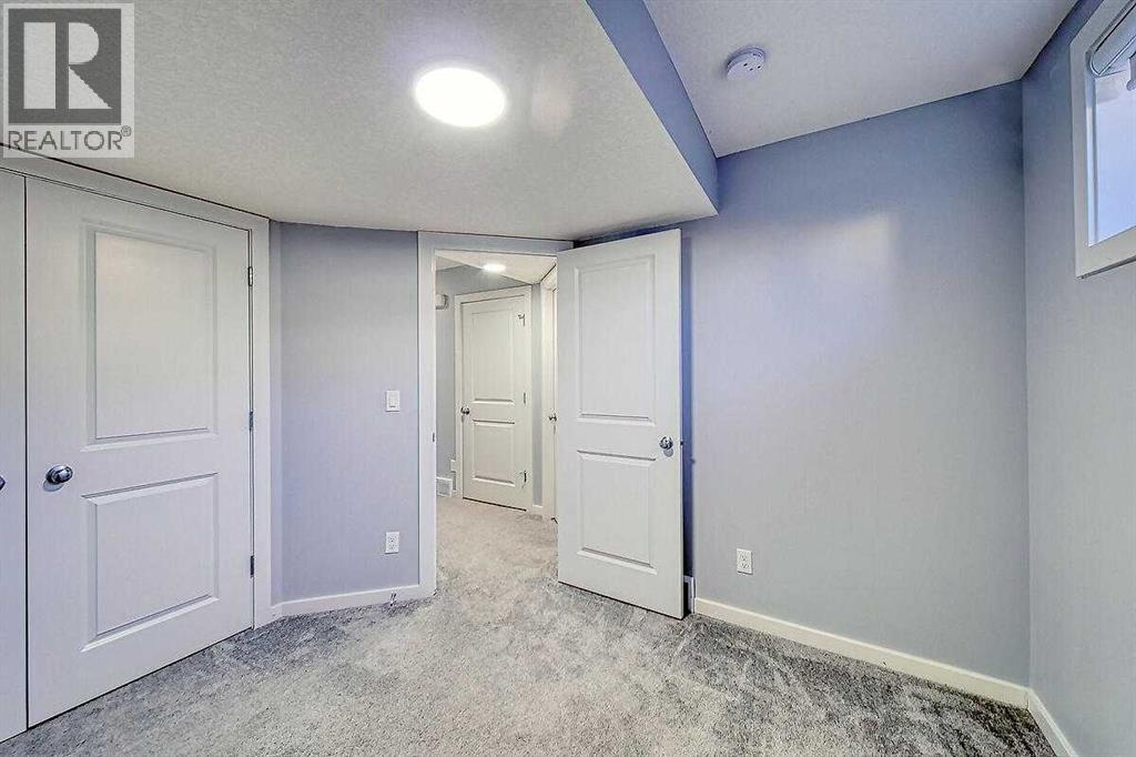 Single Family House for Sale in  Savanna Terrace NE Saddle Ridge Calgary 