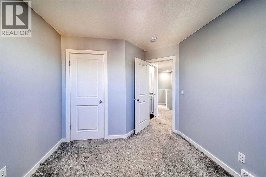 Single Family House for Sale in  Savanna Terrace NE Saddle Ridge Calgary 