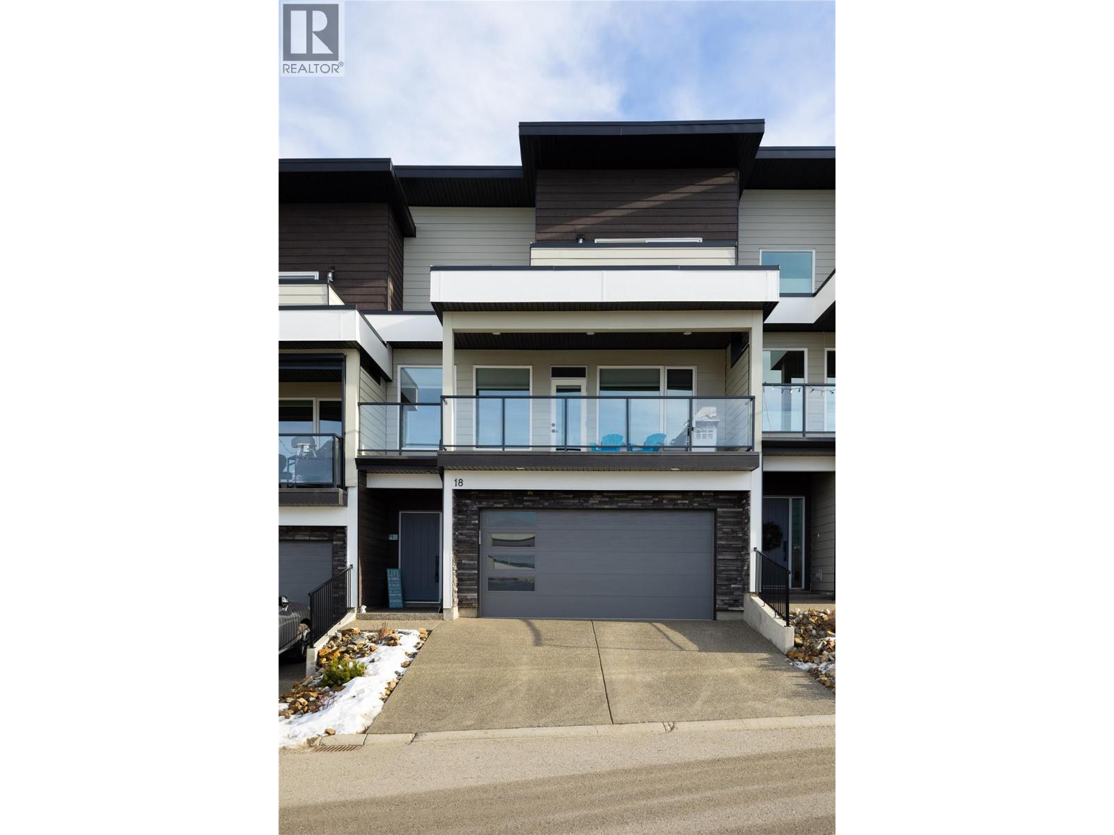 18 1000 Mt. Robson Place, Vernon