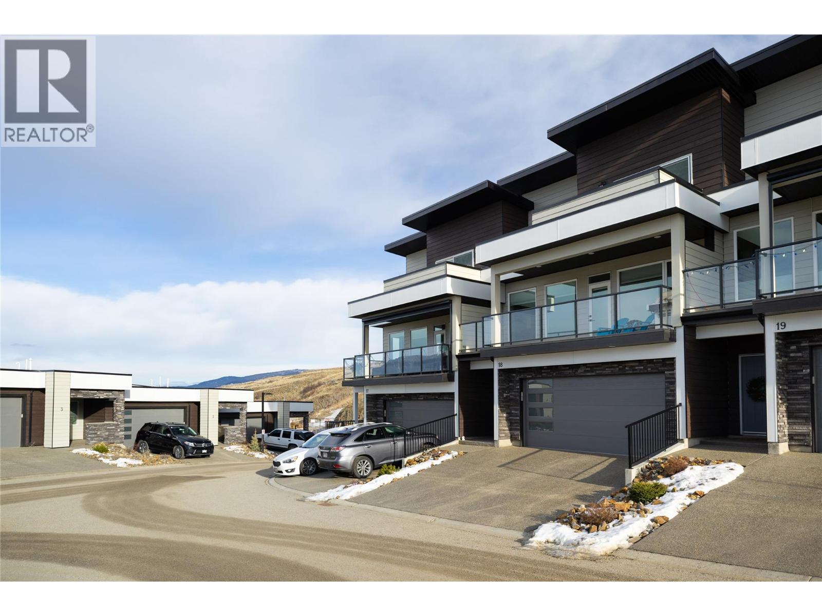 18 1000 Mt. Robson Place, Vernon