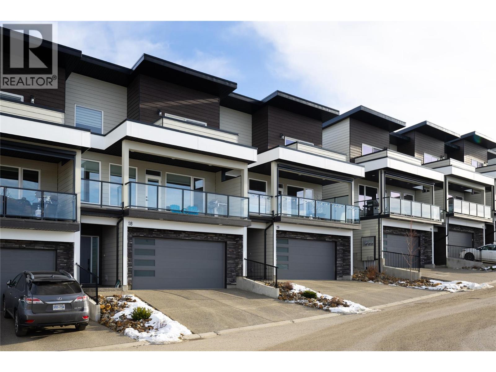 #18-1000 Mt. Robson Place, Vernon