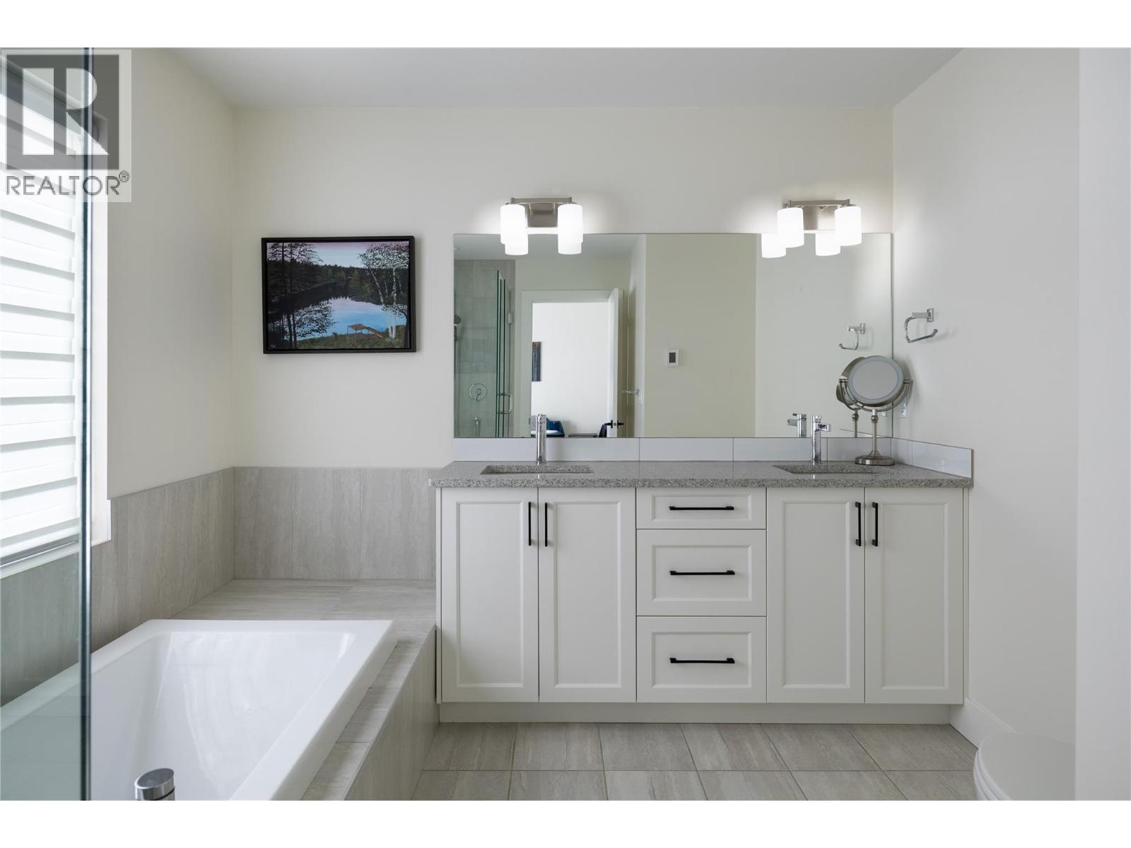 18 1000 Mt. Robson Place, Vernon