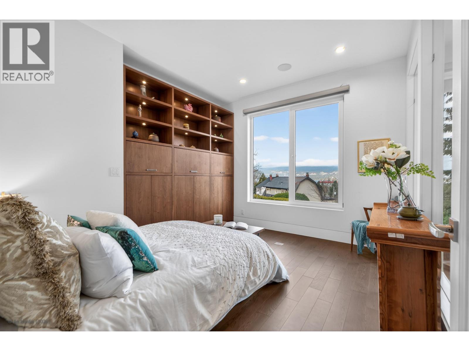 4350 LOCARNO CRESCENT, Vancouver