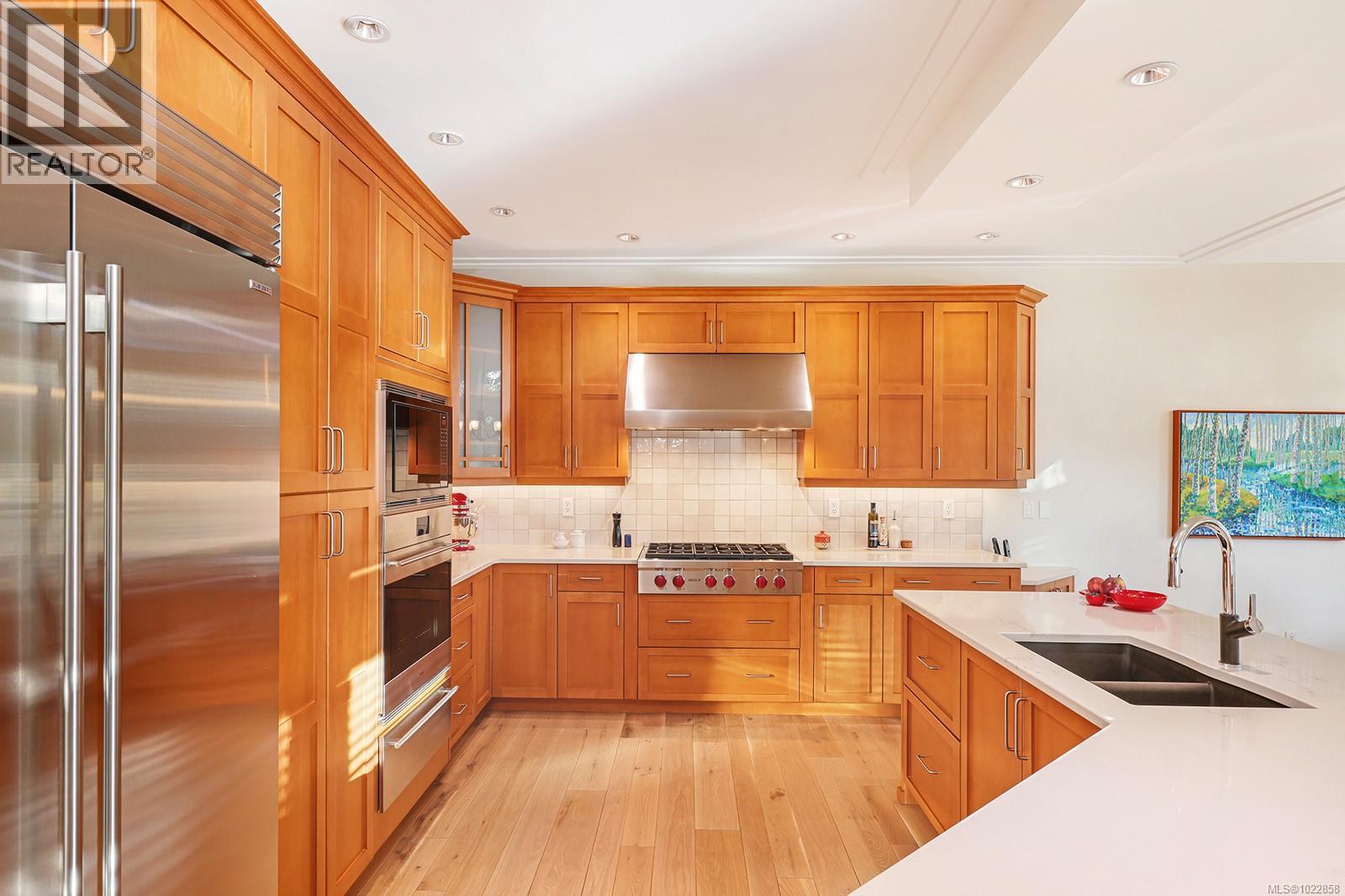 3386 Majestic Dr, Courtenay