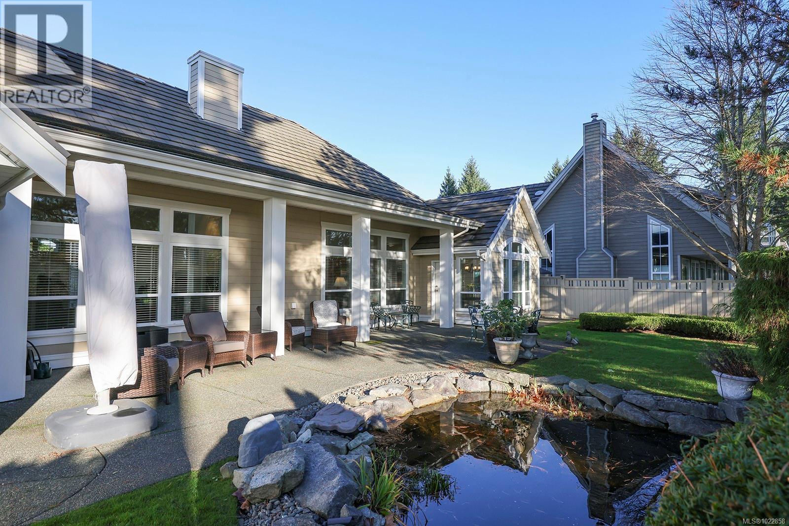 3386 Majestic Dr, Courtenay