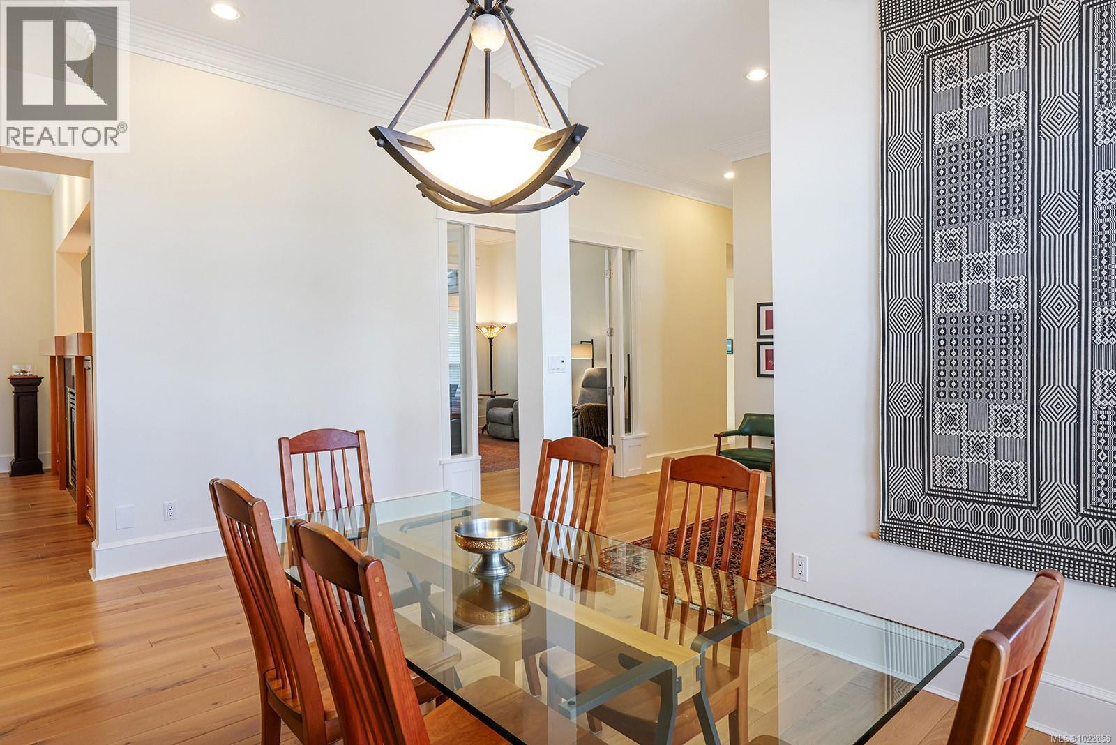 3386 Majestic Dr, Courtenay