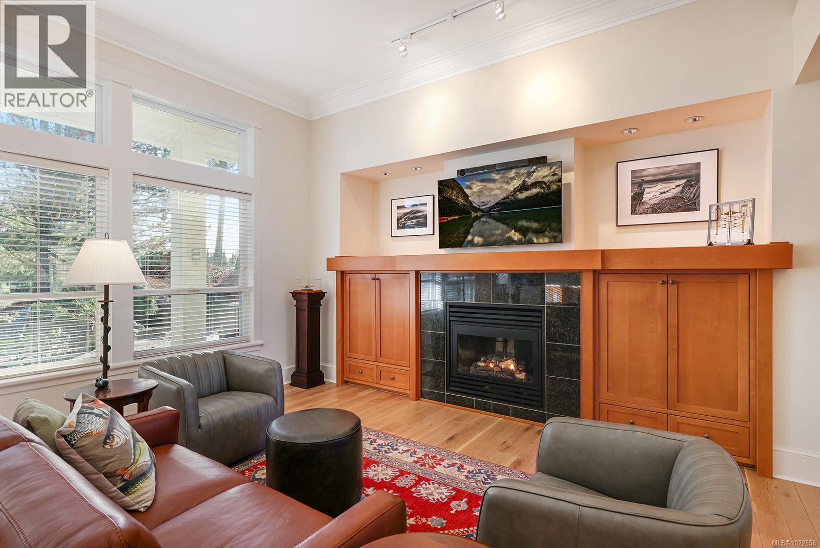 3386 Majestic Dr, Courtenay