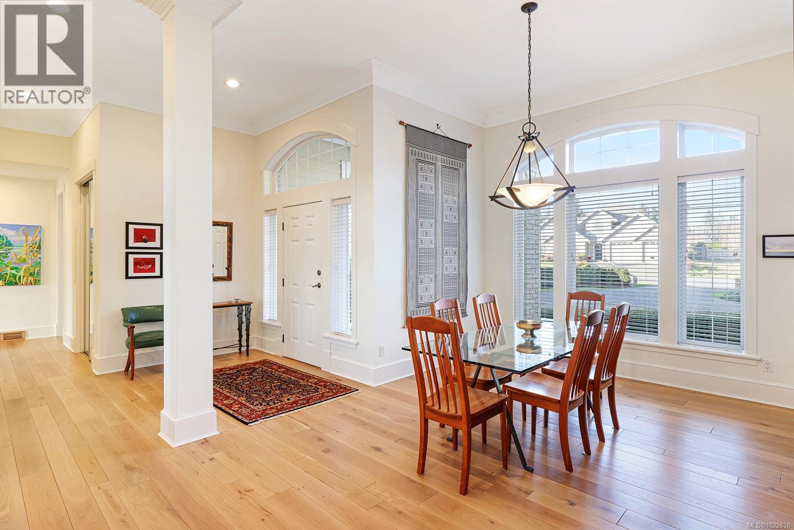 3386 Majestic Dr, Courtenay