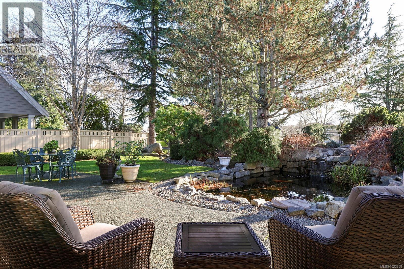 3386 Majestic Dr, Courtenay