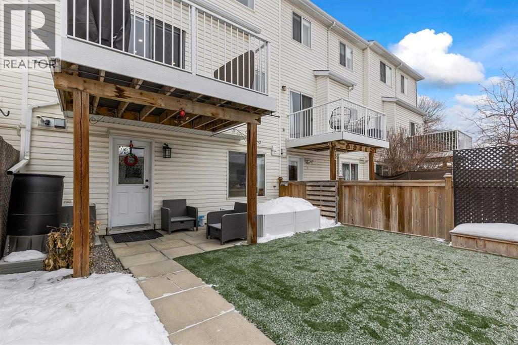 Single Family House for Sale in  Citadel Drive NW Citadel Calgary 