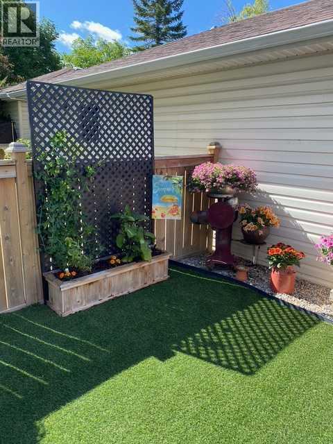 Single Family House for Sale in  Citadel Drive NW Citadel Calgary 