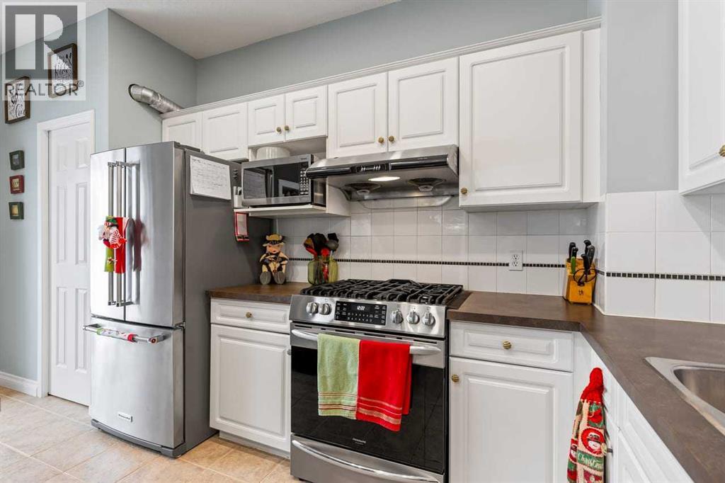 Single Family House for Sale in  Citadel Drive NW Citadel Calgary 