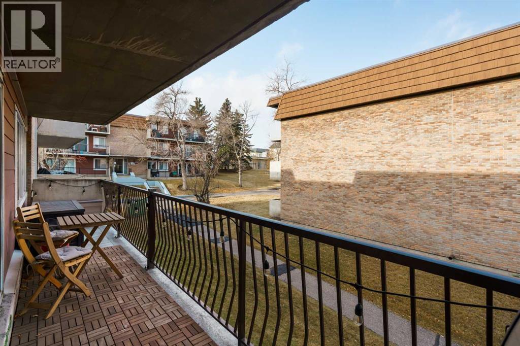 Single Family House for Sale in D  Heritage Drive SE Acadia Calgary 