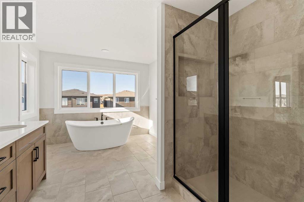 Single Family House for Sale in  Creekstone Circle SW Pine Creek Calgary 