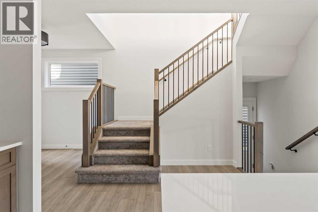 Single Family House for Sale in  Creekstone Circle SW Pine Creek Calgary 