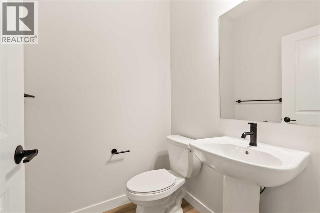 Single Family House for Sale in  Creekstone Circle SW Pine Creek Calgary 