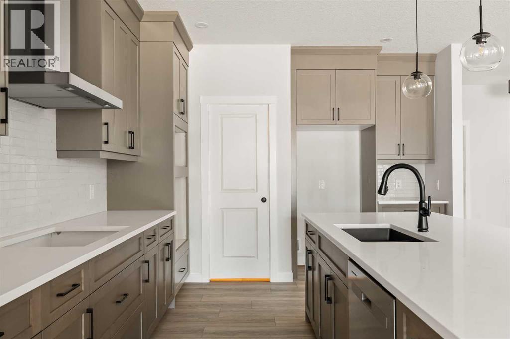 Single Family House for Sale in  Creekstone Circle SW Pine Creek Calgary 