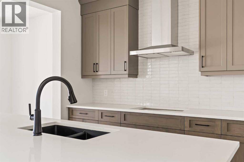 Single Family House for Sale in  Creekstone Circle SW Pine Creek Calgary 