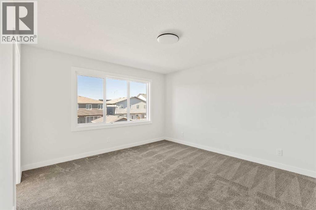 Single Family House for Sale in  Creekstone Circle SW Pine Creek Calgary 