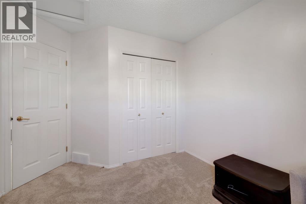 Single Family House for Sale in  Taravista Crescent NE Taradale Calgary 