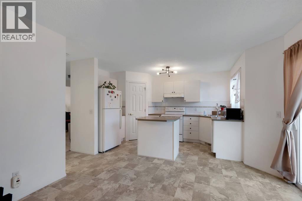 Single Family House for Sale in  Taravista Crescent NE Taradale Calgary 