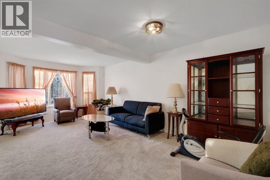 Single Family House for Sale in  Taravista Crescent NE Taradale Calgary 