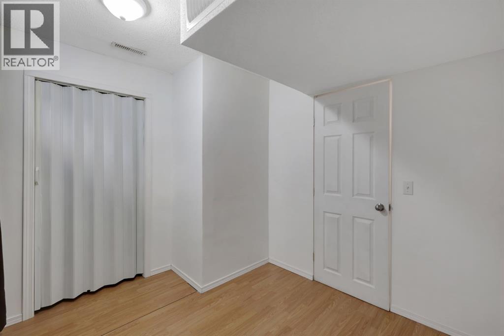 Single Family House for Sale in  Taravista Crescent NE Taradale Calgary 