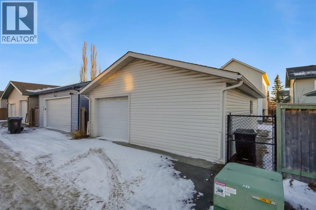 Single Family House for Sale in  Taravista Crescent NE Taradale Calgary 