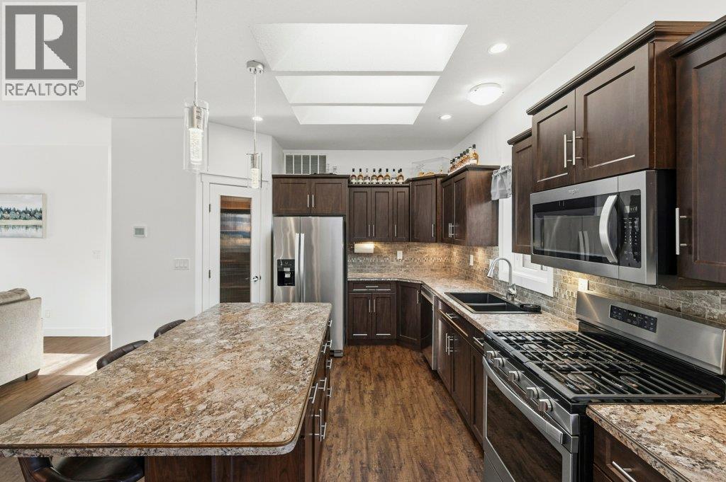 8300 Gallagher Lake Frontage Road Unit# 118, Oliver