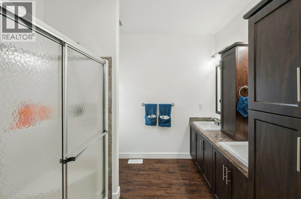 8300 Gallagher Lake Frontage Road Unit# 118, Oliver