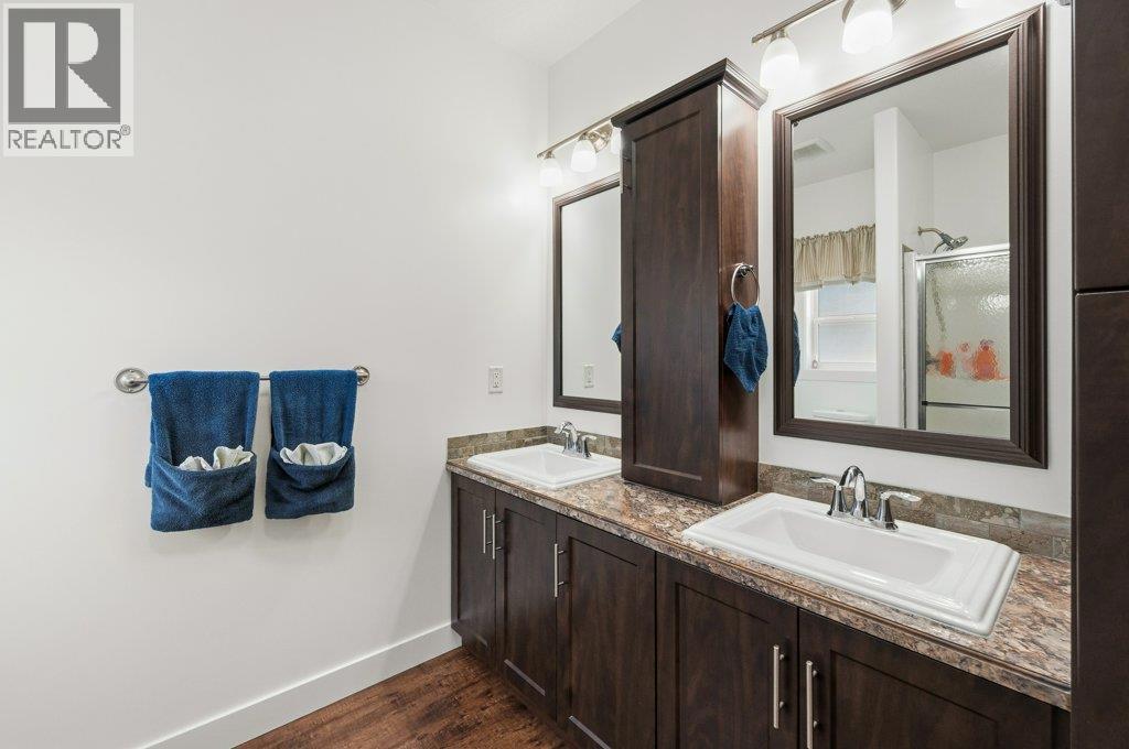 8300 Gallagher Lake Frontage Road Unit# 118, Oliver