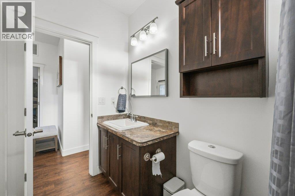 8300 Gallagher Lake Frontage Road Unit# 118, Oliver