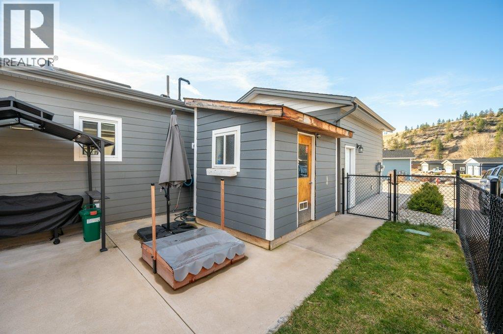 8300 Gallagher Lake Frontage Road Unit# 118, Oliver