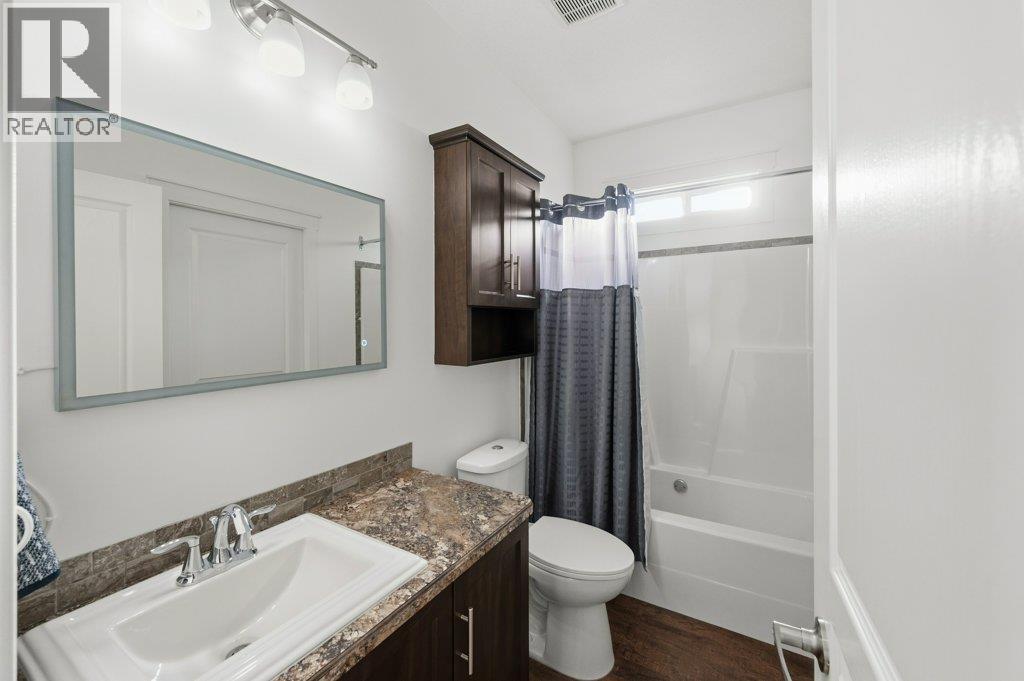 8300 Gallagher Lake Frontage Road Unit# 118, Oliver