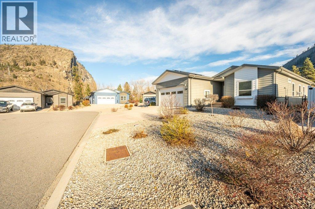 8300 Gallagher Lake Frontage Road Unit# 118, Oliver