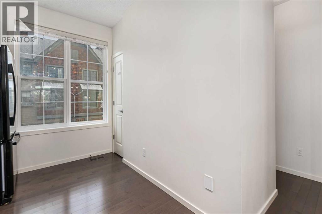 Single Family House for Sale in  Ascot Point SW Aspen Woods Calgary 