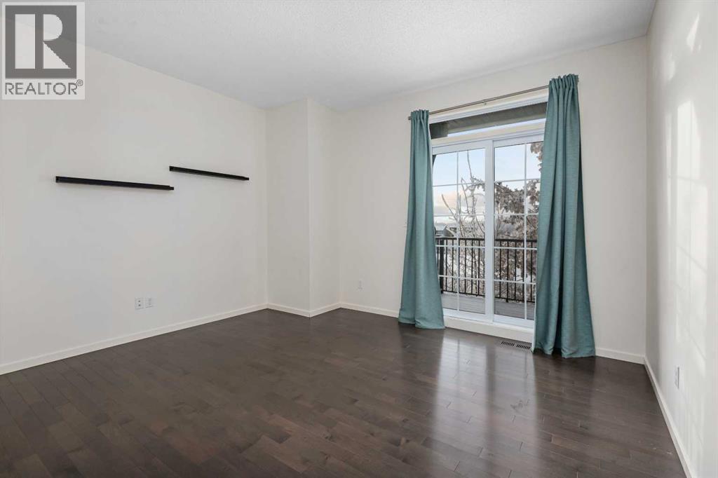 Single Family House for Sale in  Ascot Point SW Aspen Woods Calgary 