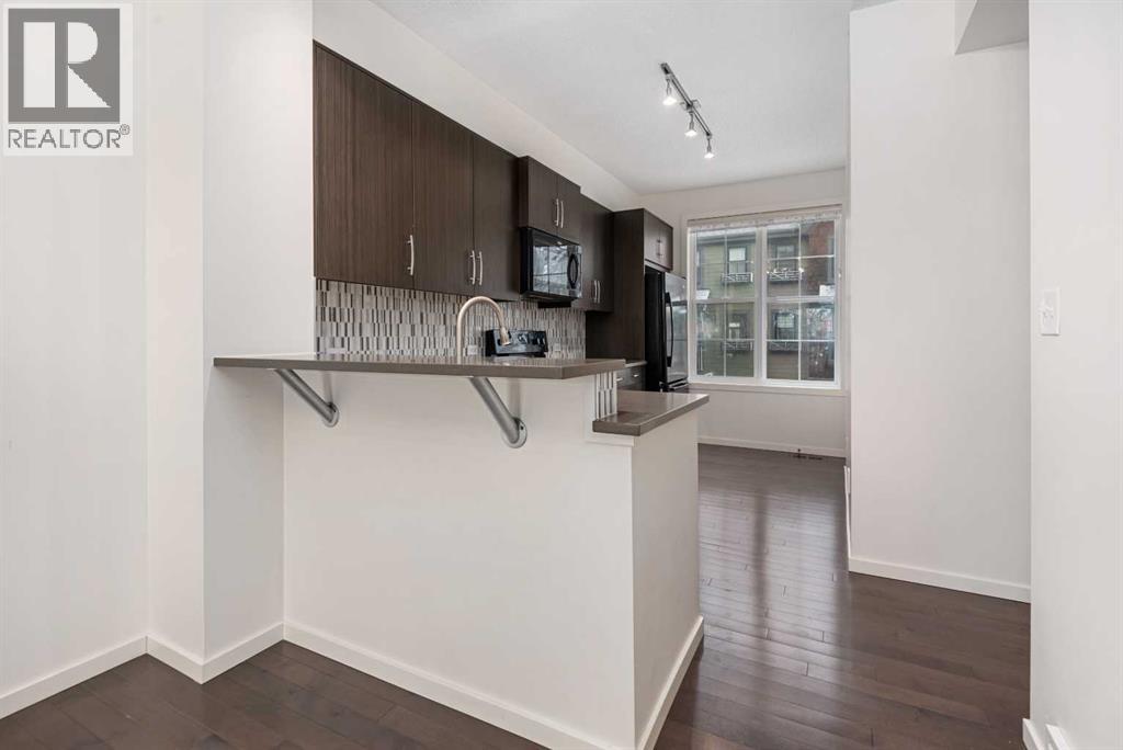 Single Family House for Sale in  Ascot Point SW Aspen Woods Calgary 