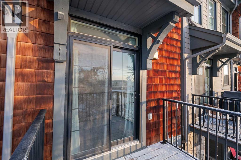 Single Family House for Sale in  Ascot Point SW Aspen Woods Calgary 