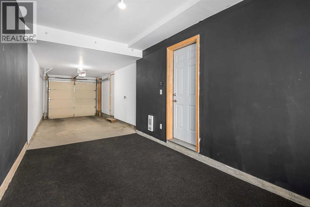 Single Family House for Sale in  Ascot Point SW Aspen Woods Calgary 