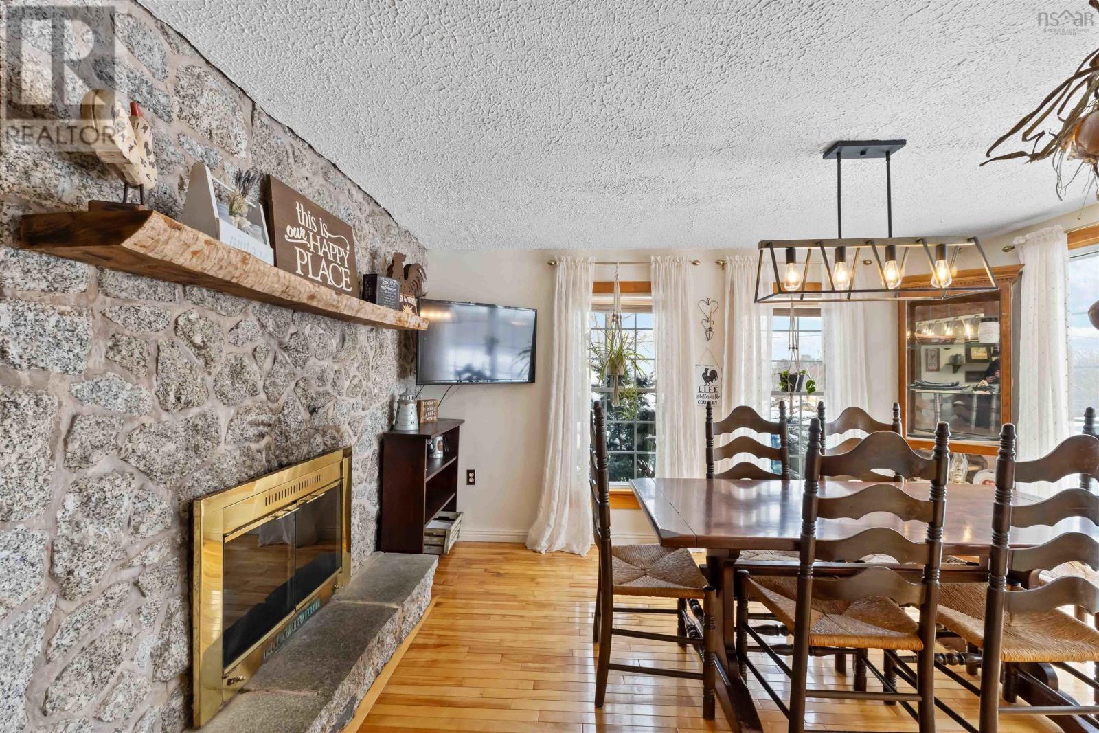 Property 25 of 49 of 432 Riverdale Road