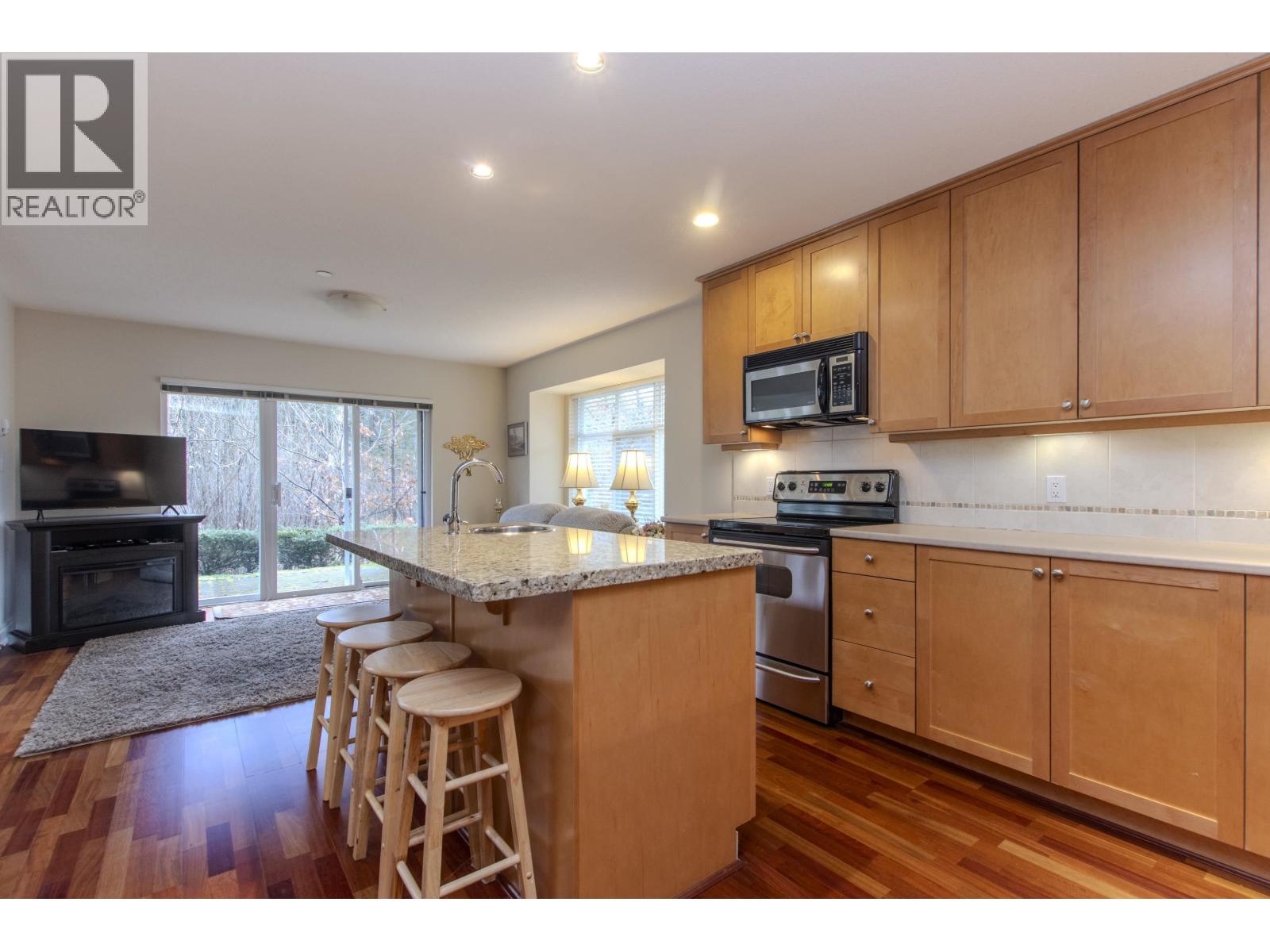 33 41050 TANTALUS ROAD, Squamish