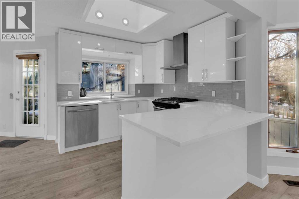 6 Castle Place North, Cochrane