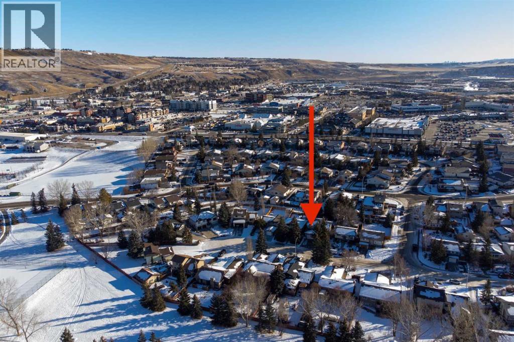 6 Castle Place North, Cochrane