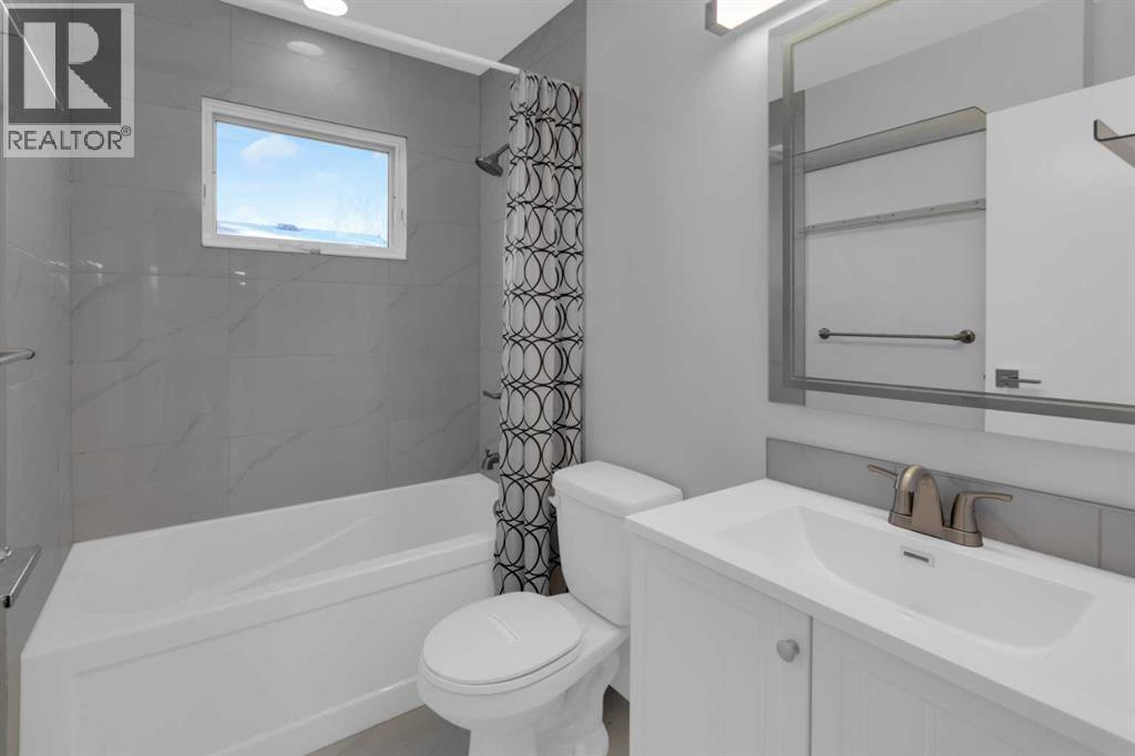 6 Castle Place North, Cochrane