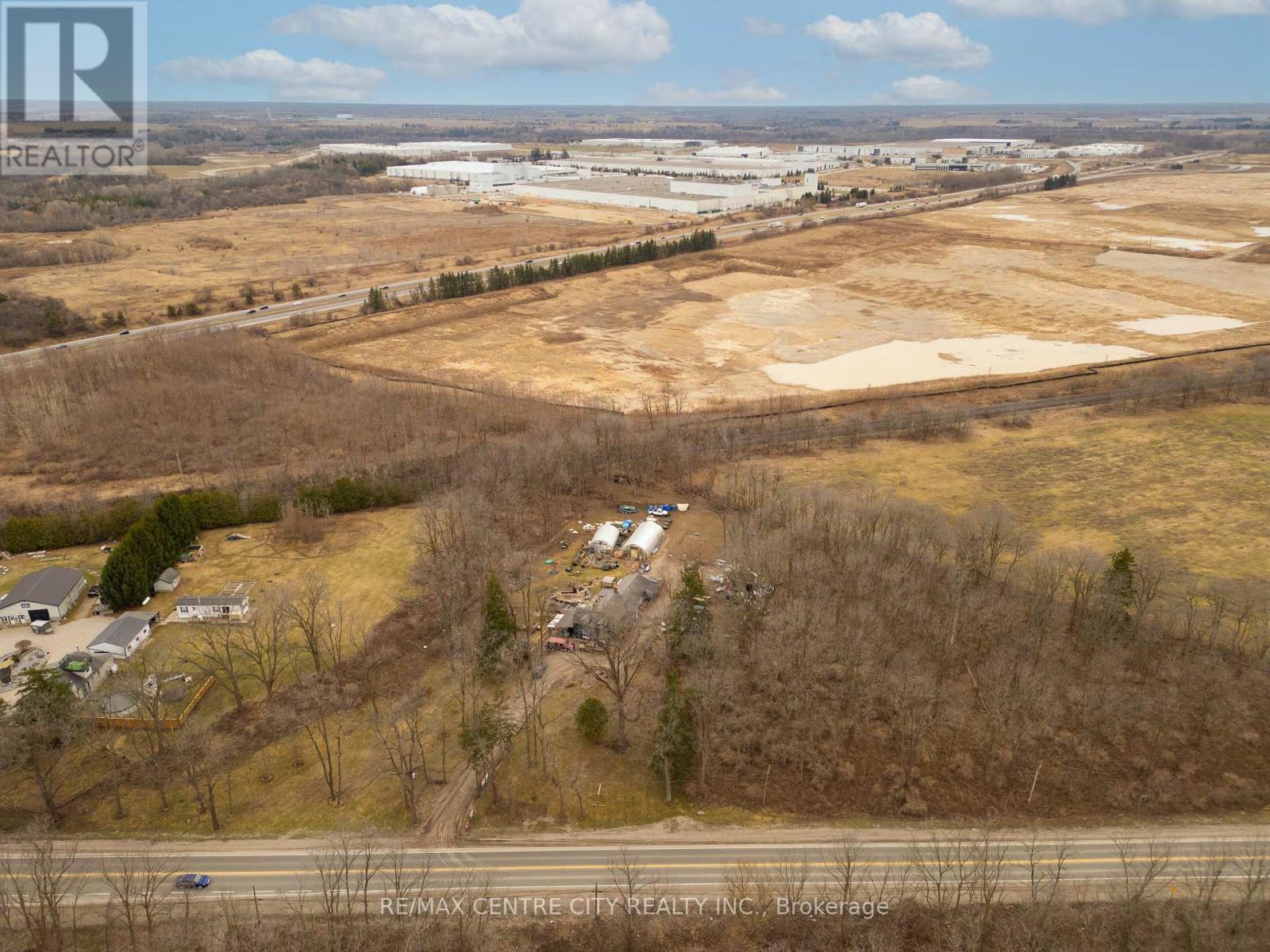 369 PARIS ROAD - Photo 2 of 4, Brant (Brantford Twp), Ontario