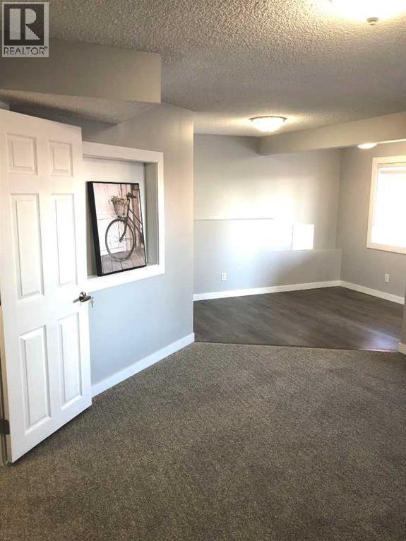 Single Family House for Sale in  Coverton Circle NE Coventry Hills Calgary 