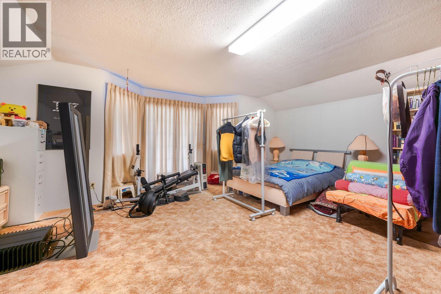 7660 BRIDGE STREET, Richmond