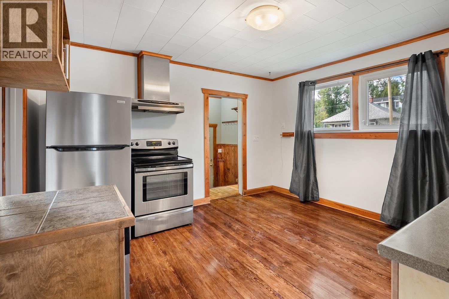 402 6A Avenue, Fernie